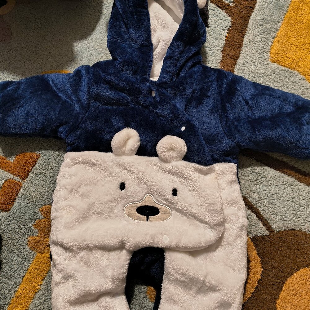 Polar Bear baby suit 3-6 months